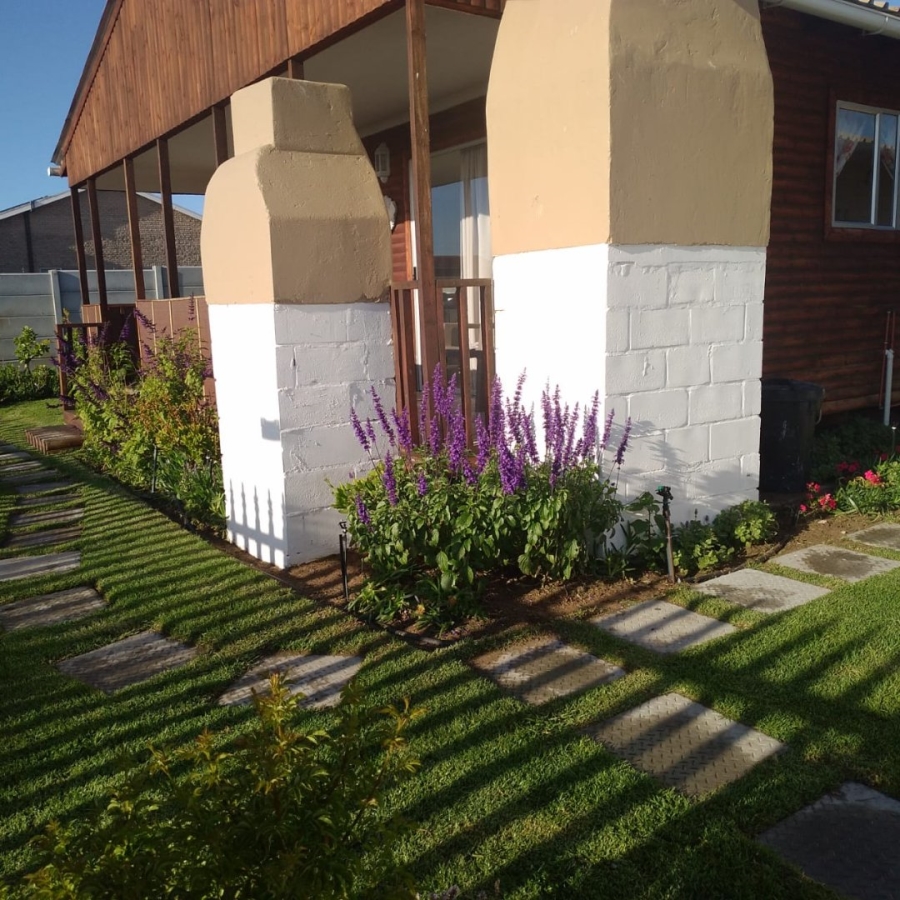 4 Bedroom Property for Sale in Lamberts Bay Western Cape